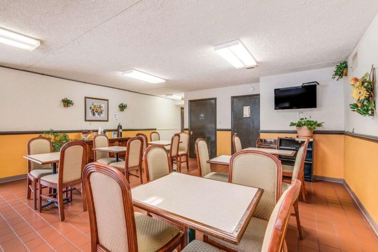 Econo Lodge Eden Esterno foto